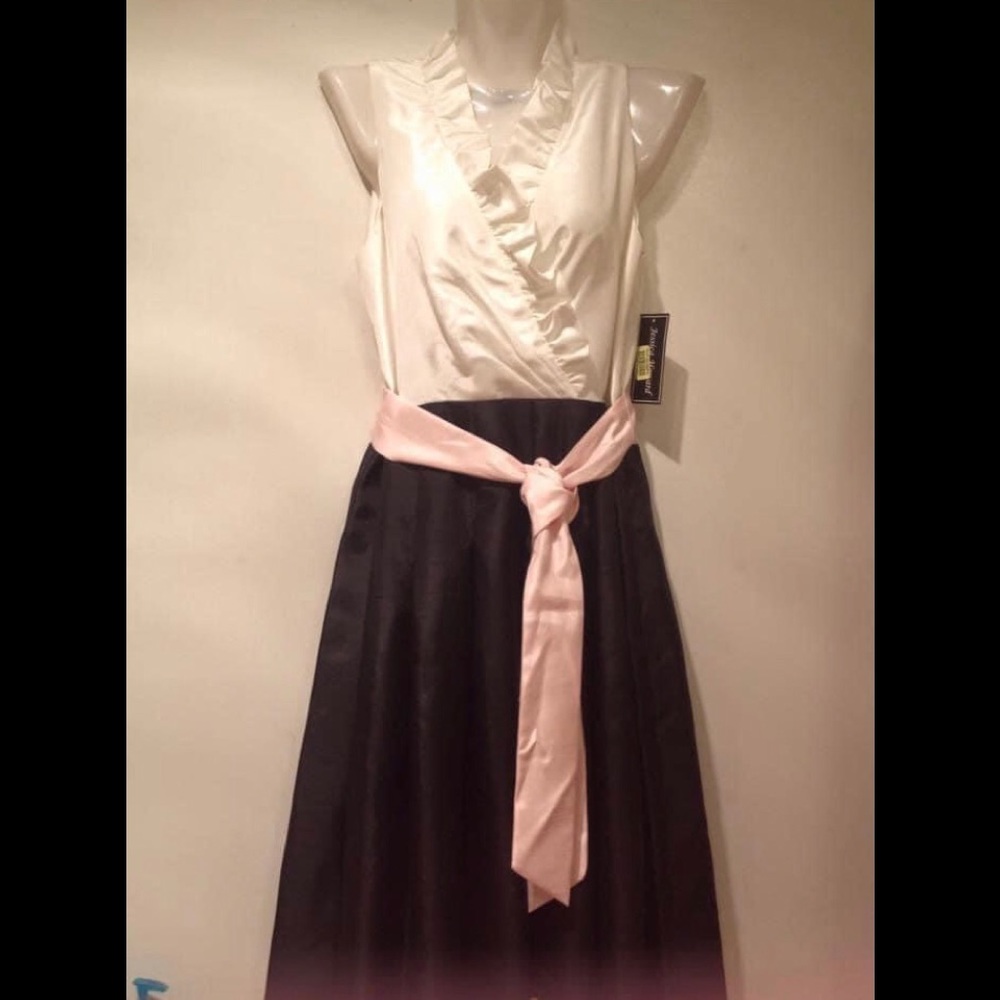 Black and white stress